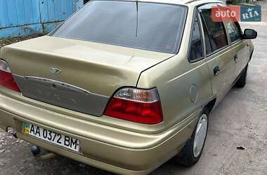 Седан Daewoo Nexia 2006 в 