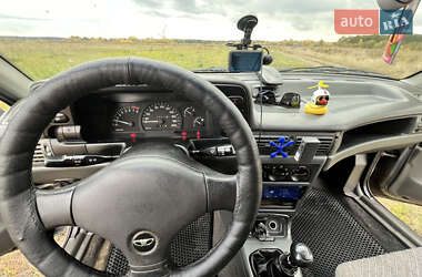 Седан Daewoo Nexia 1995 в Балаклії