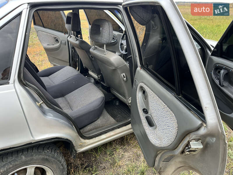 Седан Daewoo Nexia 1995 в Балаклії