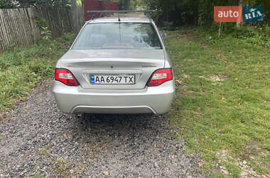 Седан Daewoo Nexia 2008 в 