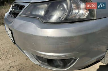 Седан Daewoo Nexia 2012 в 