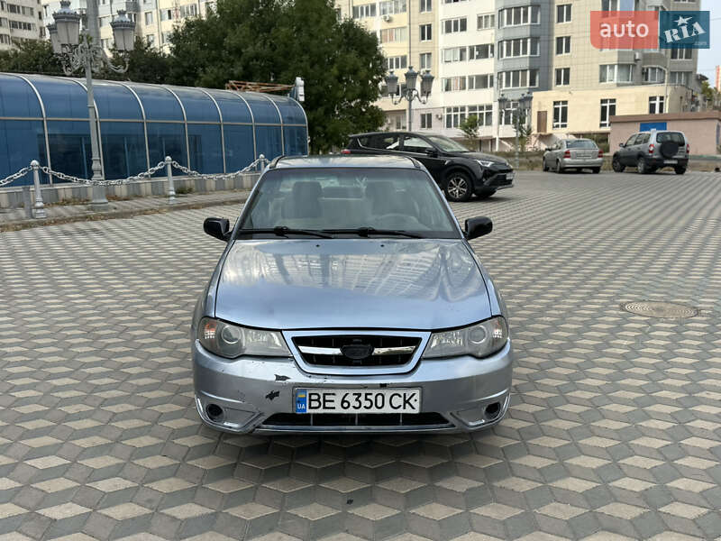Седан Daewoo Nexia 2012 в Черноморске