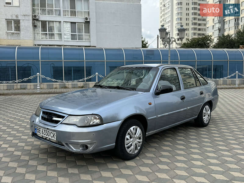 Седан Daewoo Nexia 2012 в Черноморске