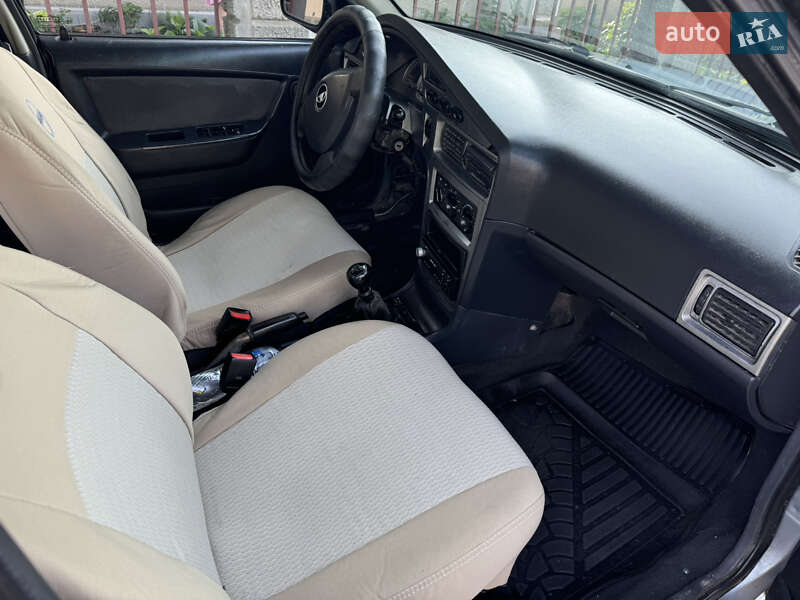 Седан Daewoo Nexia 2012 в Черноморске