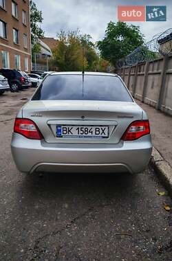 Седан Daewoo Nexia 2008 в 