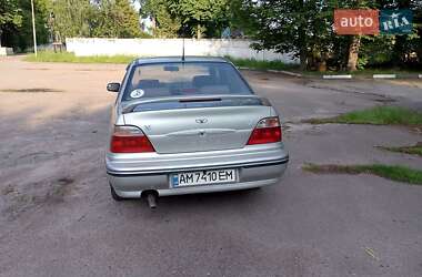 Седан Daewoo Nexia 2006 в 