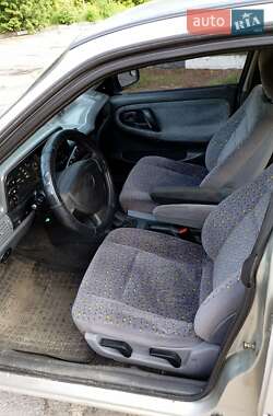 Седан Daewoo Nexia 2006 в 