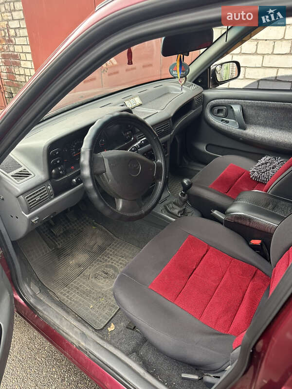Седан Daewoo Nexia 2008 в Києві