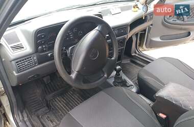 Седан Daewoo Nexia 2006 в 