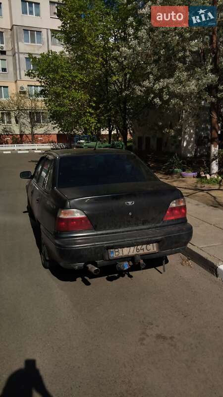 Седан Daewoo Nexia 1995 в Херсоні