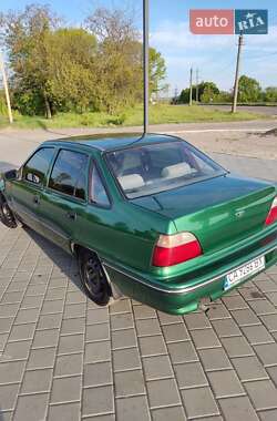Седан Daewoo Nexia 2003 в 