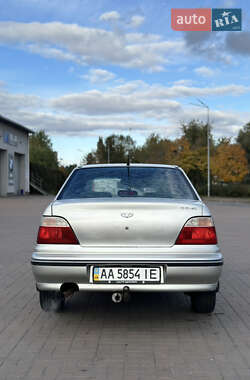 Седан Daewoo Nexia 2006 в 