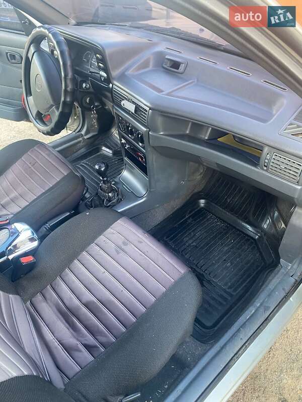 Седан Daewoo Nexia 2006 в Києві