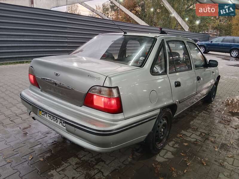 Седан Daewoo Nexia 2005 в Сумах