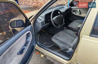 Седан Daewoo Nexia 2008 в 