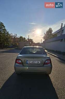 Седан Daewoo Nexia 2009 в 