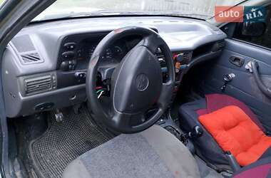 Седан Daewoo Nexia 2008 в Луцьку