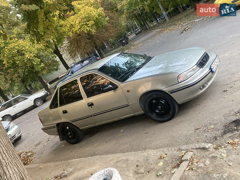 Седан Daewoo Nexia 2008 в Запоріжжі