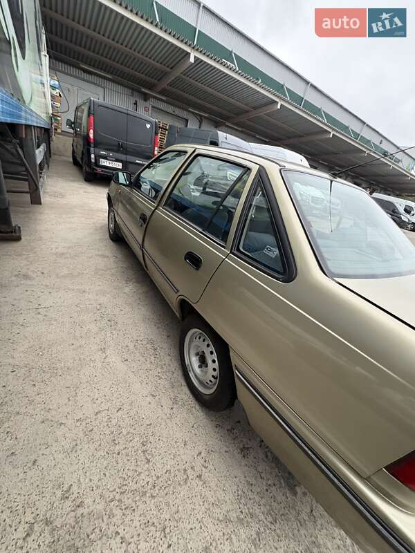 Седан Daewoo Nexia 2007 в Києві