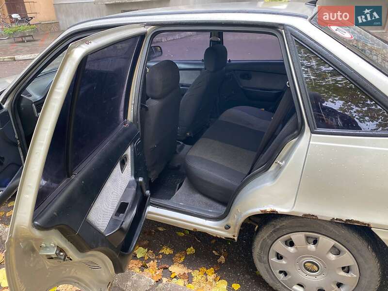 Седан Daewoo Nexia 2008 в Жовтих Водах фото 5 Седан Daewoo Nexia 2008 в Жовтих Водах