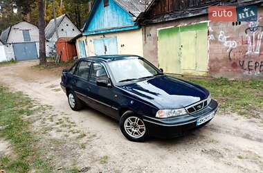 Седан Daewoo Nexia 2007 в Озерному