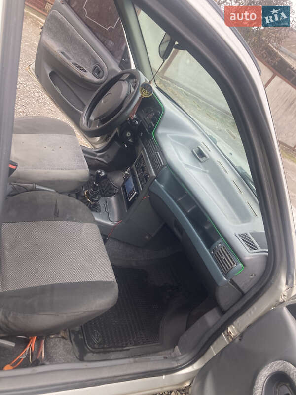 Седан Daewoo Nexia 2008 в Запорожье