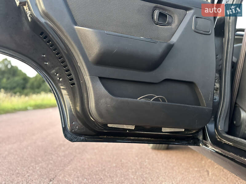 Седан Daewoo Nexia 2009 в Овруче