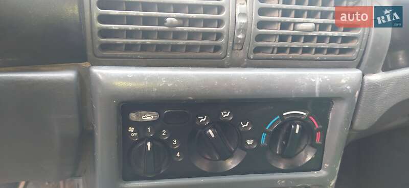 Седан Daewoo Nexia 2007 в Остроге