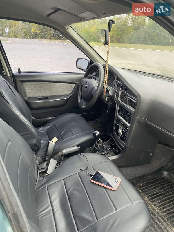 Седан Daewoo Nexia 2008 в Желтых Водах