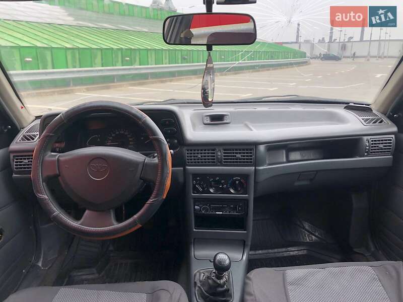 Седан Daewoo Nexia 2006 в Києві