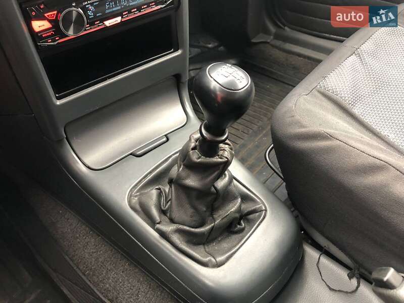 Седан Daewoo Nexia 2006 в Києві