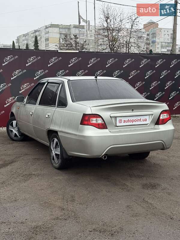 Седан Daewoo Nexia 2008 в Сумах