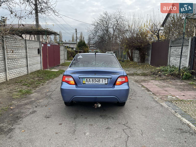 Седан Daewoo Nexia 2008 в Киеве