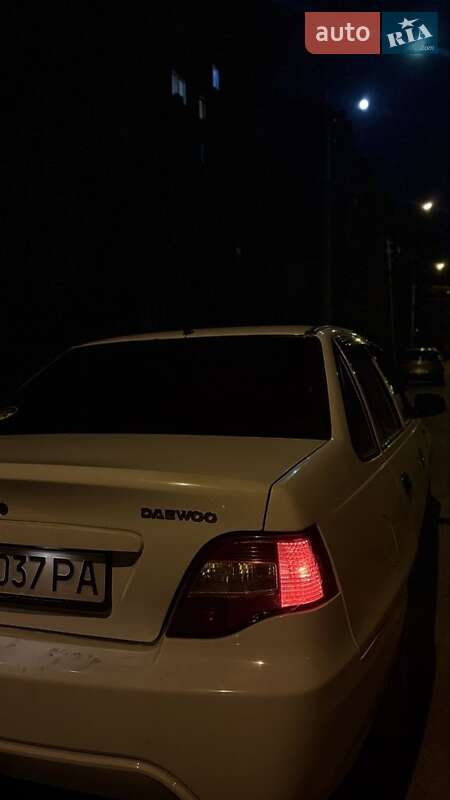 Седан Daewoo Nexia 2011 в Харкові