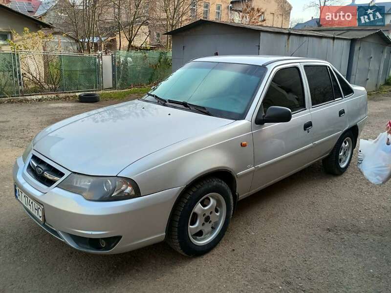 Седан Daewoo Nexia 2012 в Коломиї