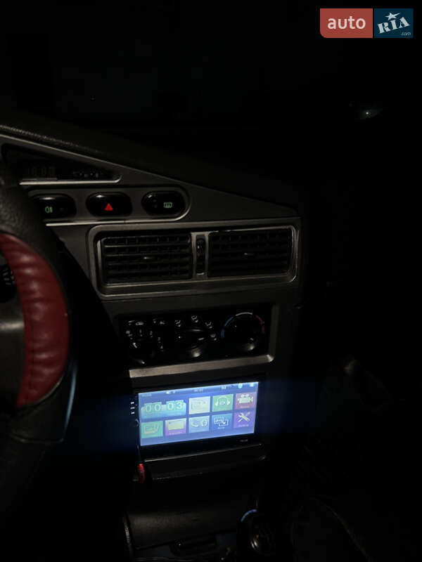 Седан Daewoo Nexia 2012 в Хмельницькому