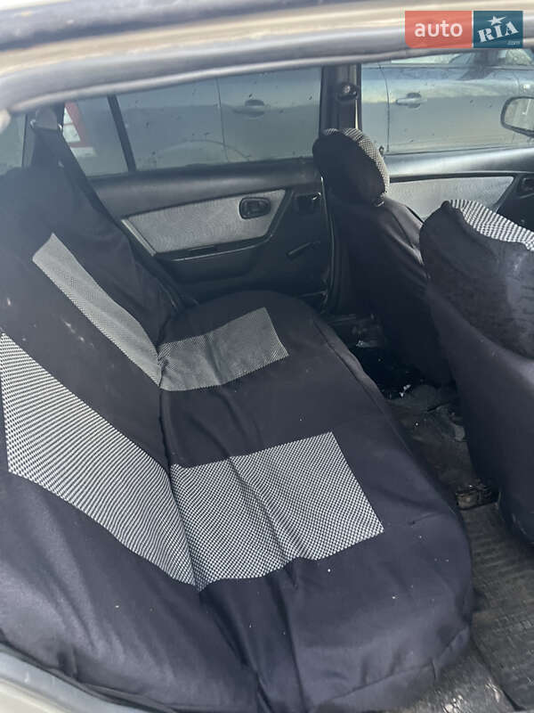 Седан Daewoo Nexia 2008 в Староконстантинове