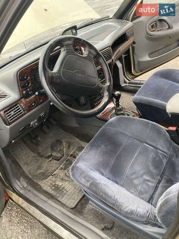 Седан Daewoo Nexia 2008 в Днепре