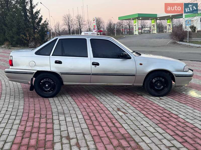 Седан Daewoo Nexia 2008 в Запоріжжі