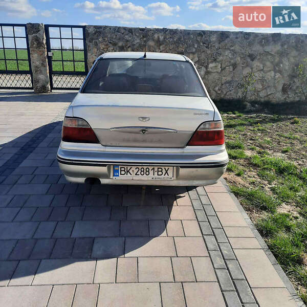 Седан Daewoo Nexia 2008 в Рівному