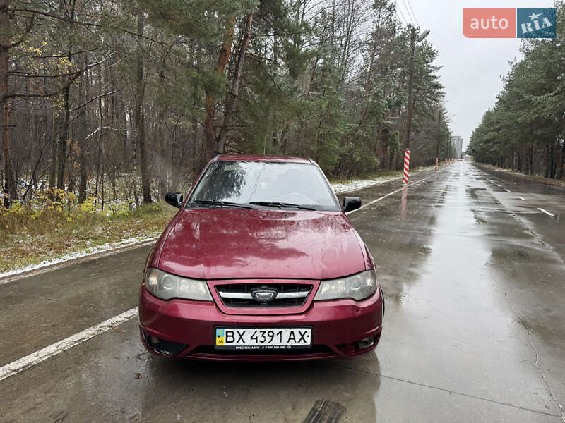 Седан Daewoo Nexia 2008 в Славуте