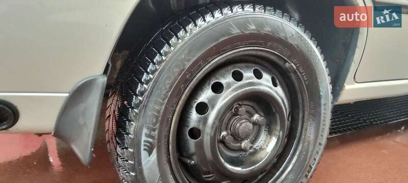 Седан Daewoo Nexia 2006 в Львове