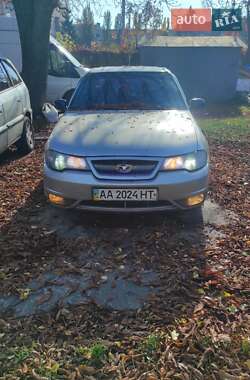 Седан Daewoo Nexia 2008 в Киеве