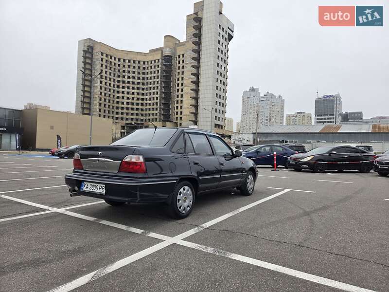 Седан Daewoo Nexia 2007 в Киеве