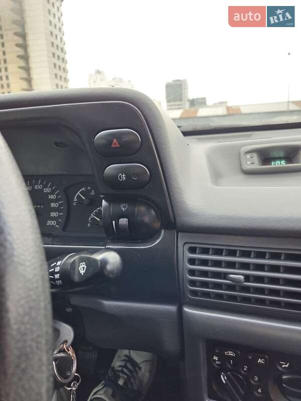 Седан Daewoo Nexia 2007 в Киеве