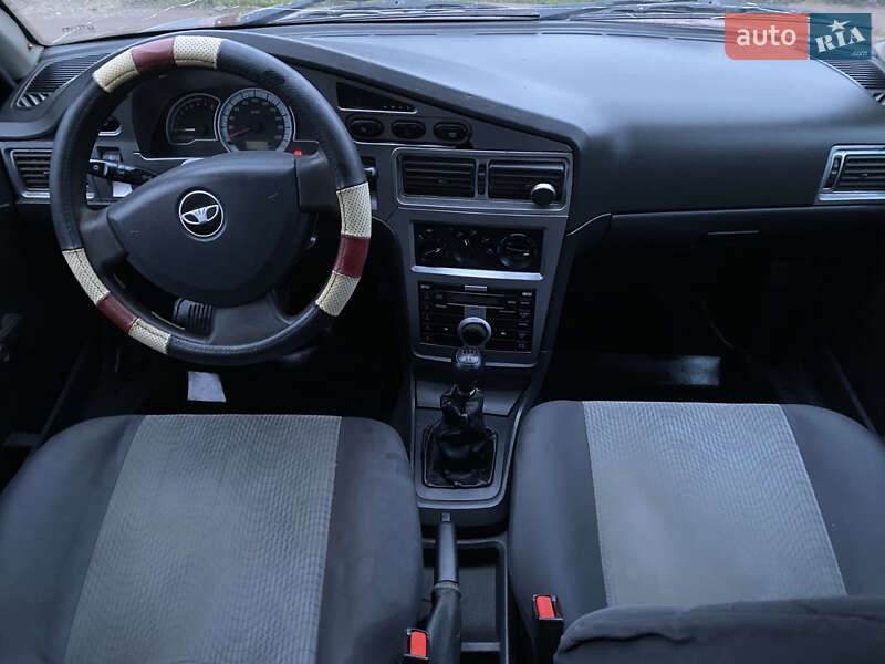 Седан Daewoo Nexia 2012 в Харькове