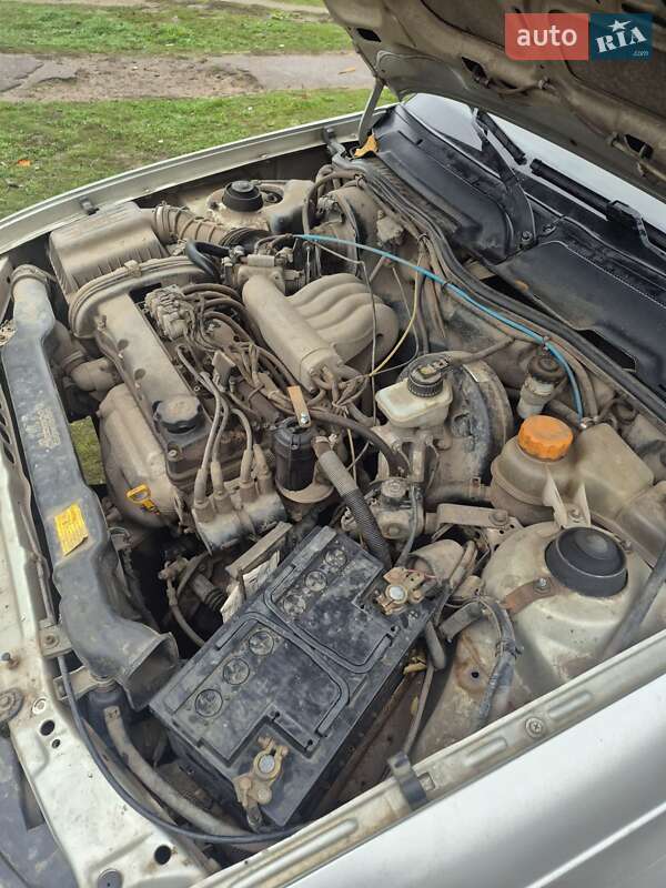 Седан Daewoo Nexia 2008 в Каменском