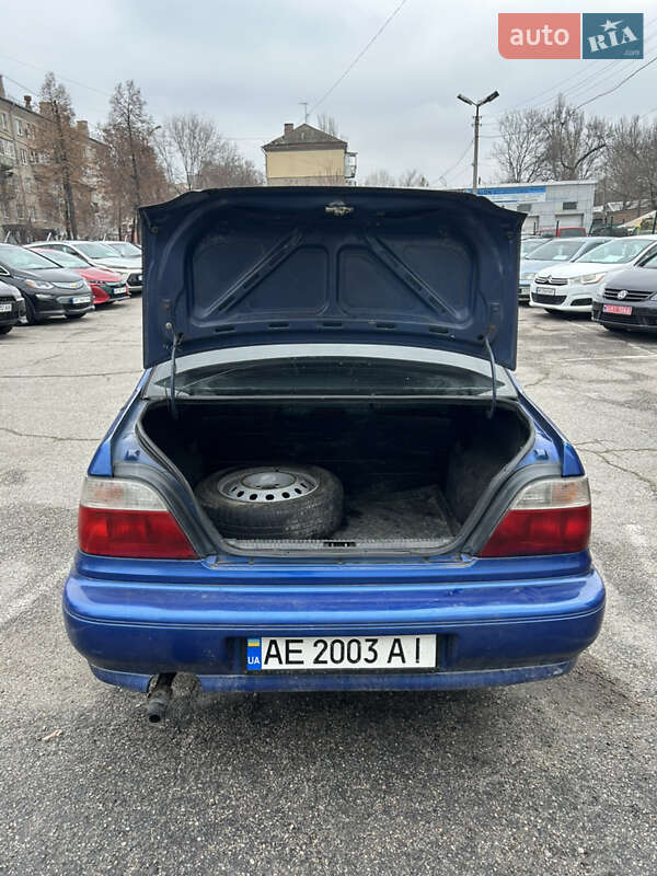 Седан Daewoo Nexia 1997 в Запорожье