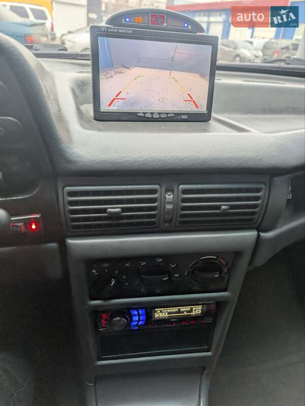 Седан Daewoo Nexia 2006 в Запорожье