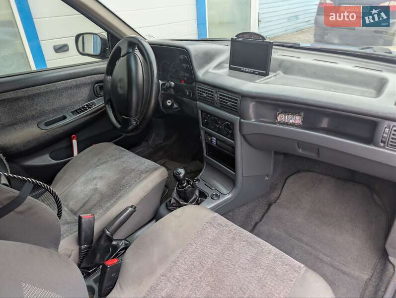 Седан Daewoo Nexia 2006 в Запорожье